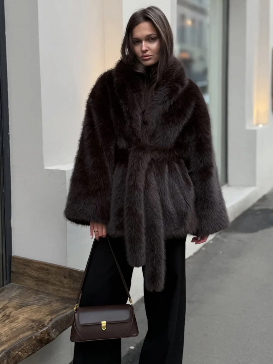 HDHOHR 2026 New Elegant Luxury Chic Thick Warm Faux Fox Fur Coats Women High Quality Fluffy Imitation Fox Fur Fox Fur Jackets