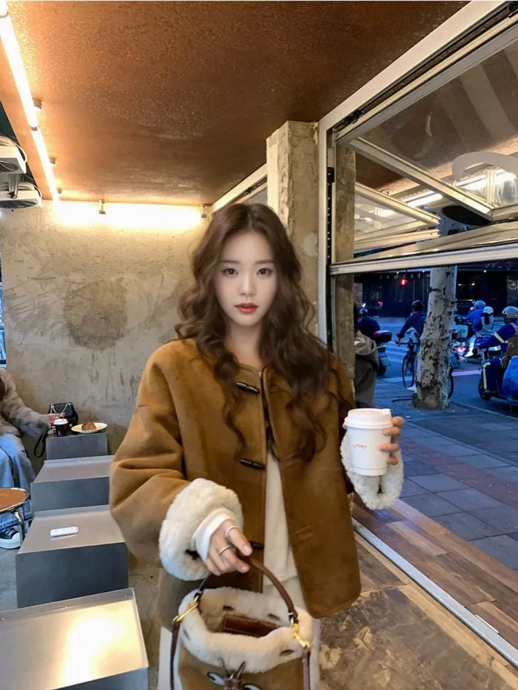 ラムファー オートジャケット レディース 秋冬 両面着用 レザーファー一体型 暖かいトップス スエードコットンコート 通勤用 スレ...