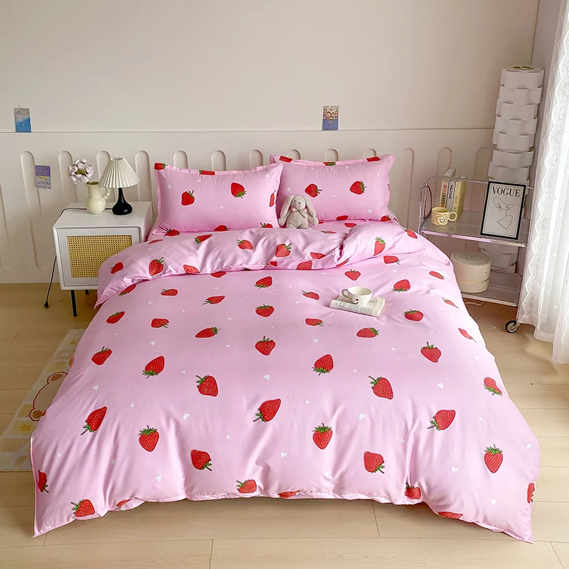 Solstice Bedding Set Duvet Cover Pillowcase Bed Flat Sheet Set Pink Strawberry Pattern Printing Quilt Cover Bed Linens Queen