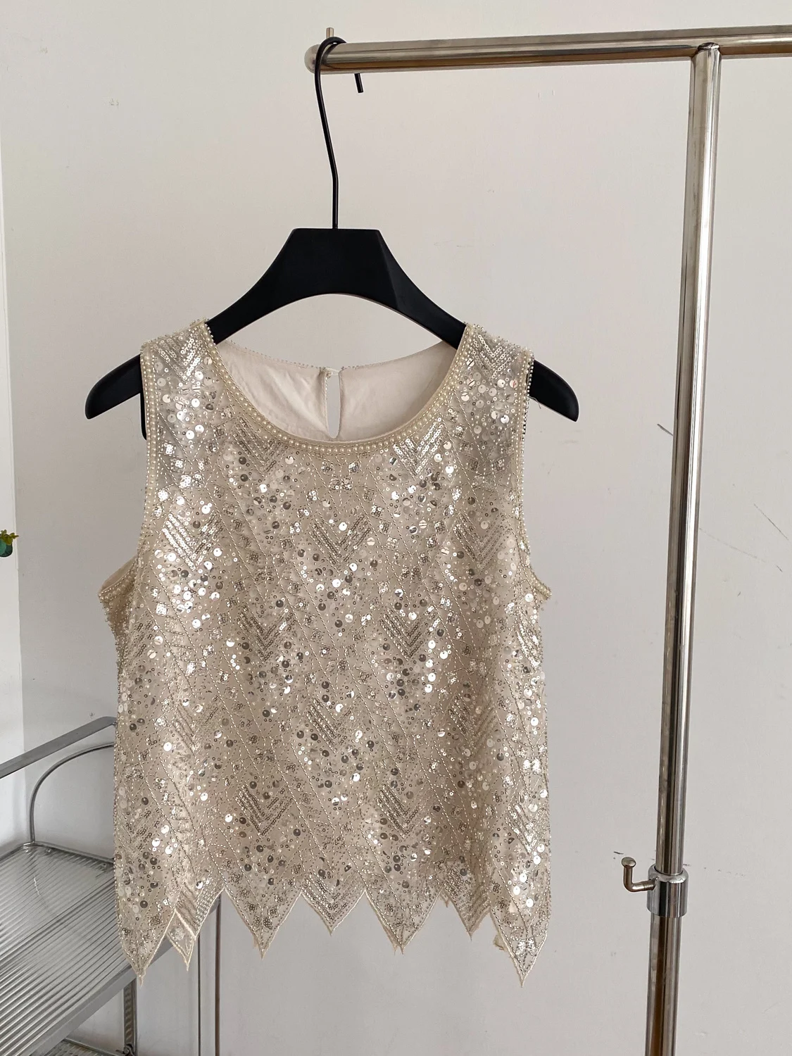 Korean Style Commuter Heavy Embellished Sequin Women's V-neck Single Button Luxury Design Sensation Vest Elegant Top