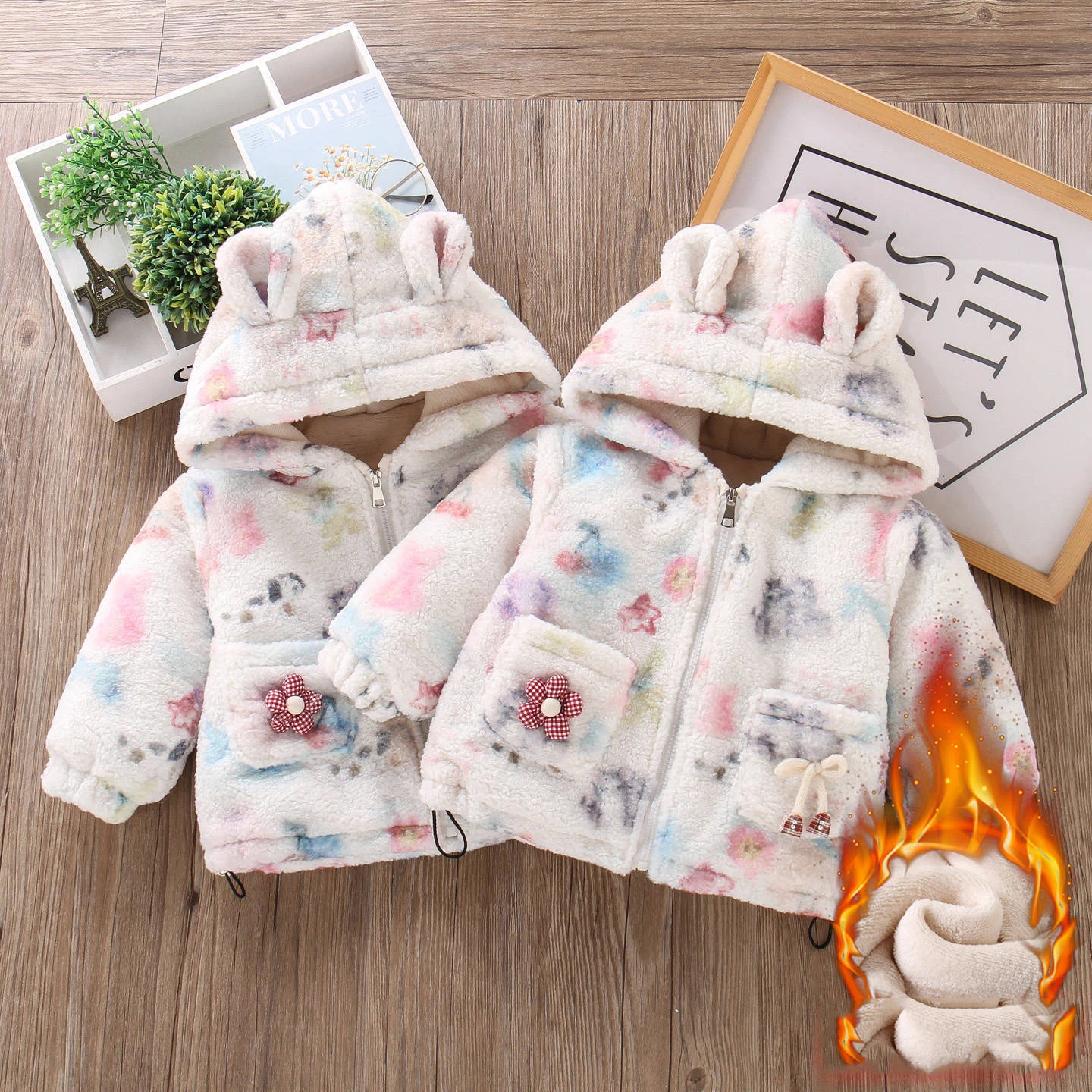 

Детские парки для маленьких девочек, новая зимняя утепленная теплая шерстяная куртка с капюшоном и кроликом для маленьких девочек, жаккардовая верхняя одежда для маленьких девочек, пальто