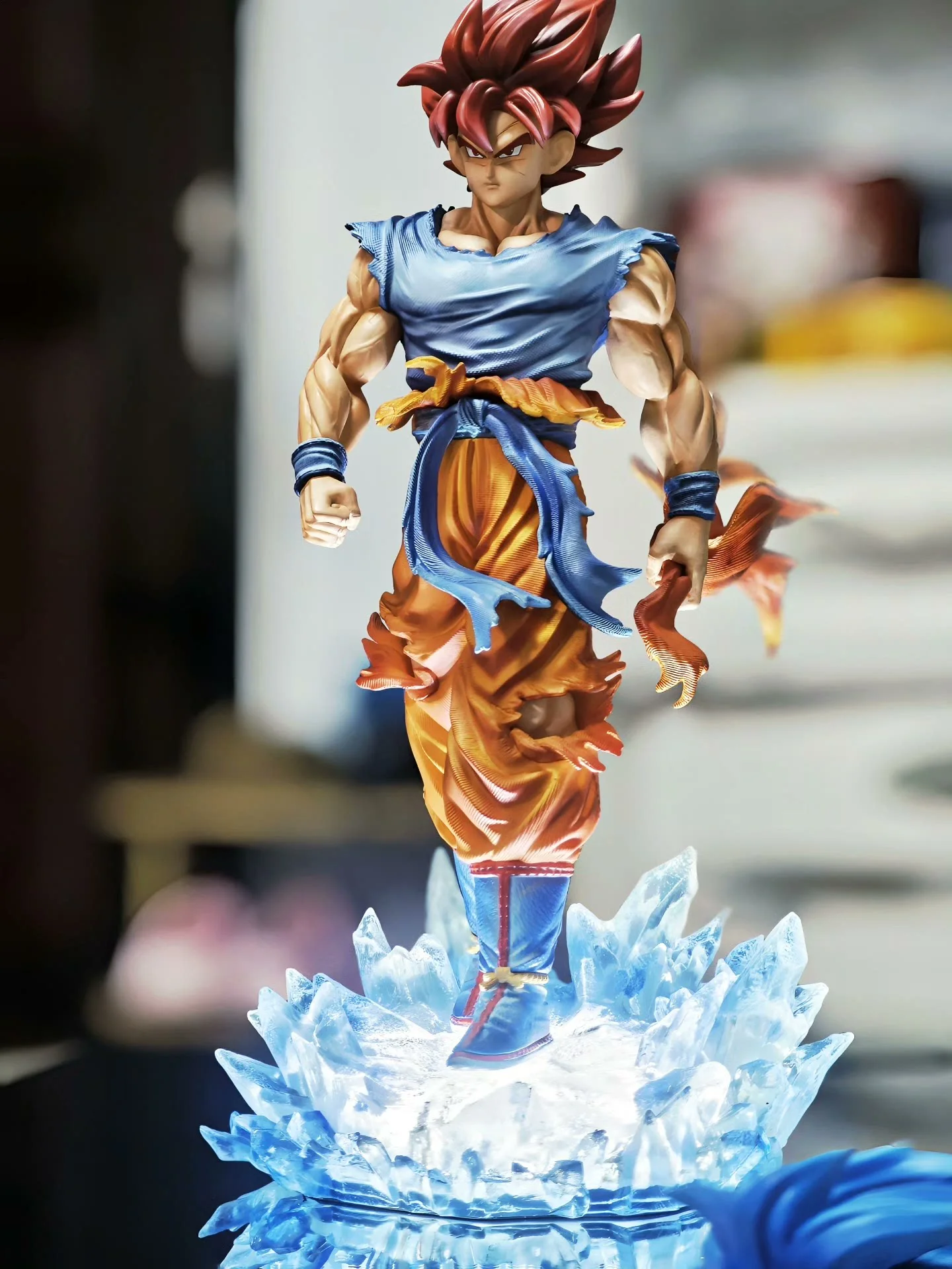

Dragon Ball Z 32 см Super Saiyan Goku светодиодные светящиеся фигурки со сменными головками аниме Коллекционная фигурка крутой декор для рабочего стола
