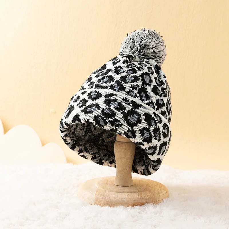 New Autumn Winter Trendy Leopard Crimping Korean Version Hairball Knit Hat Classic Beanies European Wind Beauty Warm Cold Hats 4