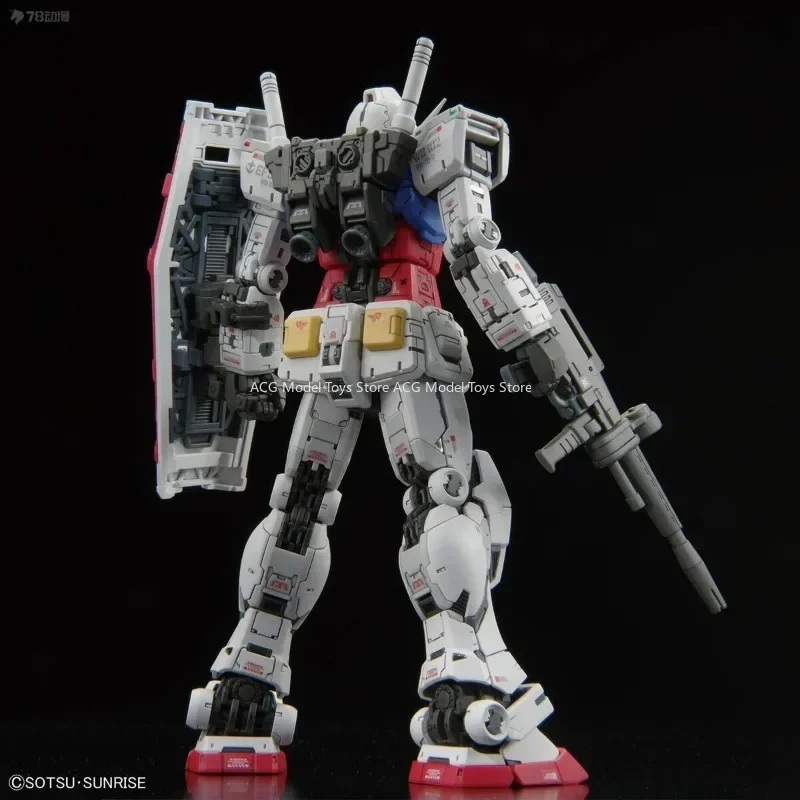 Originele Bandai RG 1/144 RX-78-2 Gundam Ver.2.0 Anime Action Figure Model Kit Monteren Speelgoed Verjaardag Collectie Gift