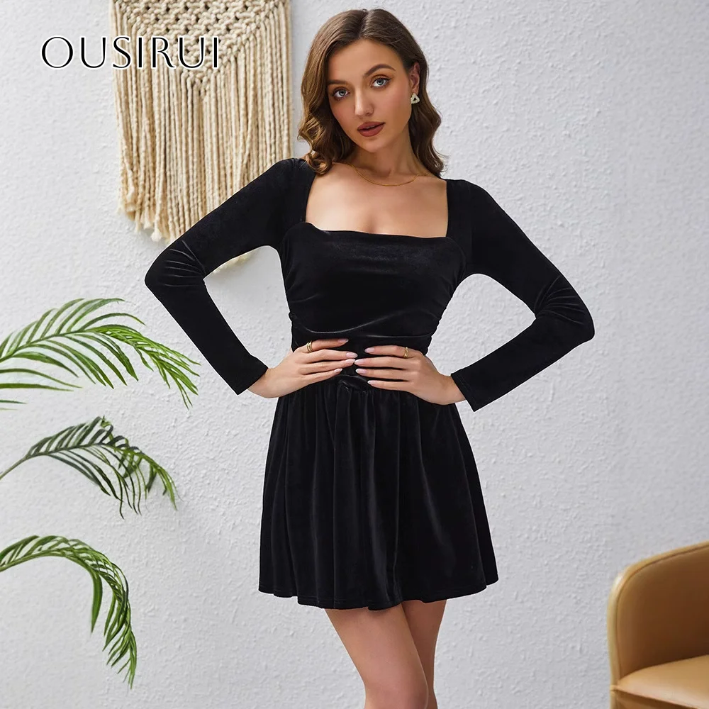 

Velvet A-line Short Square Cocktail Dresses Pleated Long Sleeves Customized платье на выпускной