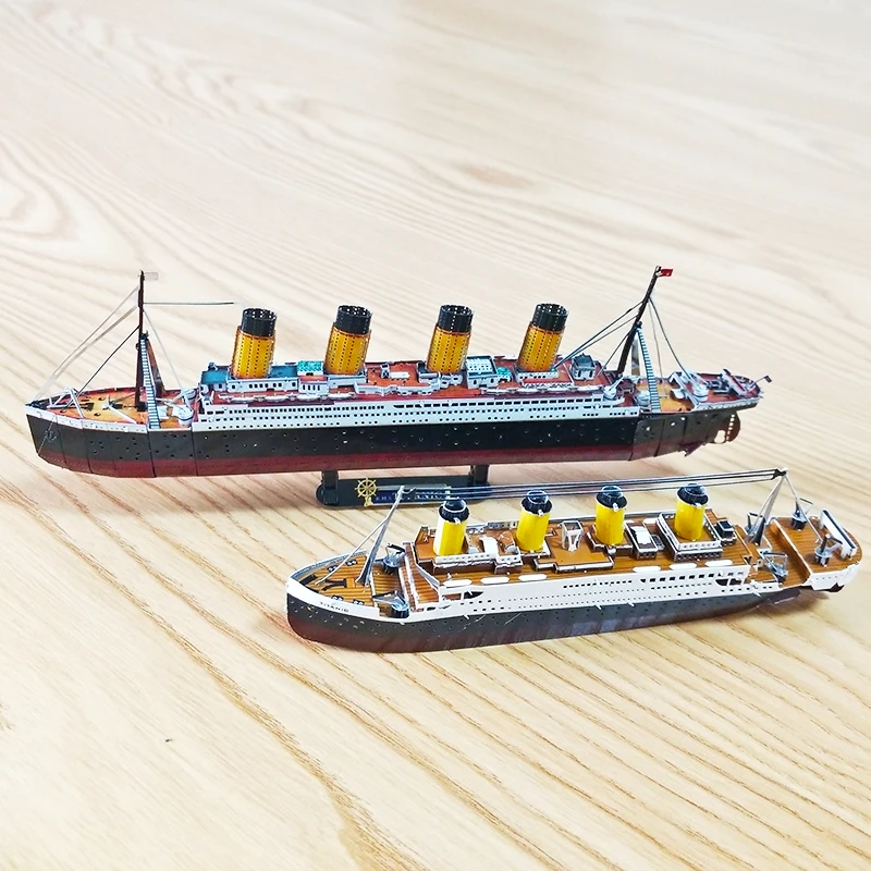 

Upgraded version of Titanic assembled model ship model ornaments 3D metal puzzle cruise ship handmade luxury version educational