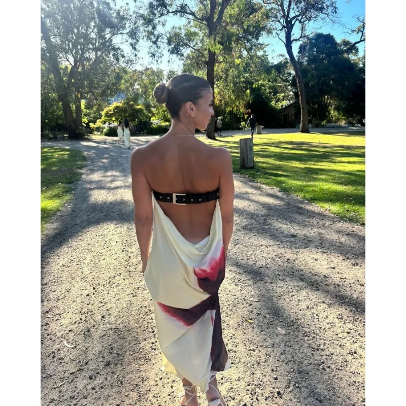 ชุดเดรสยาวสำหรับผู้หญิง ลายดอกไม้ แขนกุด สายเดี่ยว โชว์ไหล่ ดีไซน์เก๋ สีสันตัดกัน เหมาะสำหรับงานปาร์ตี้ช่วงฤดูร้อน