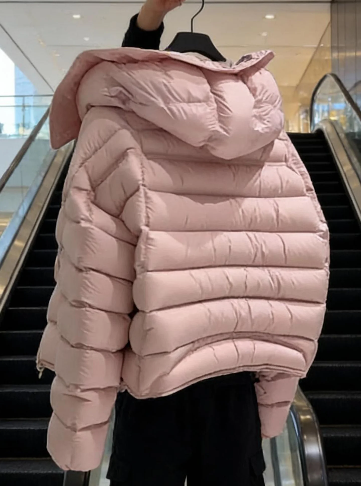 

Puff Pink ort Женская пуховая куртка 2025 Новая зимняя верхняя одежда Thi Повседневная одежда Regular Fit White Du down Ci Leisure