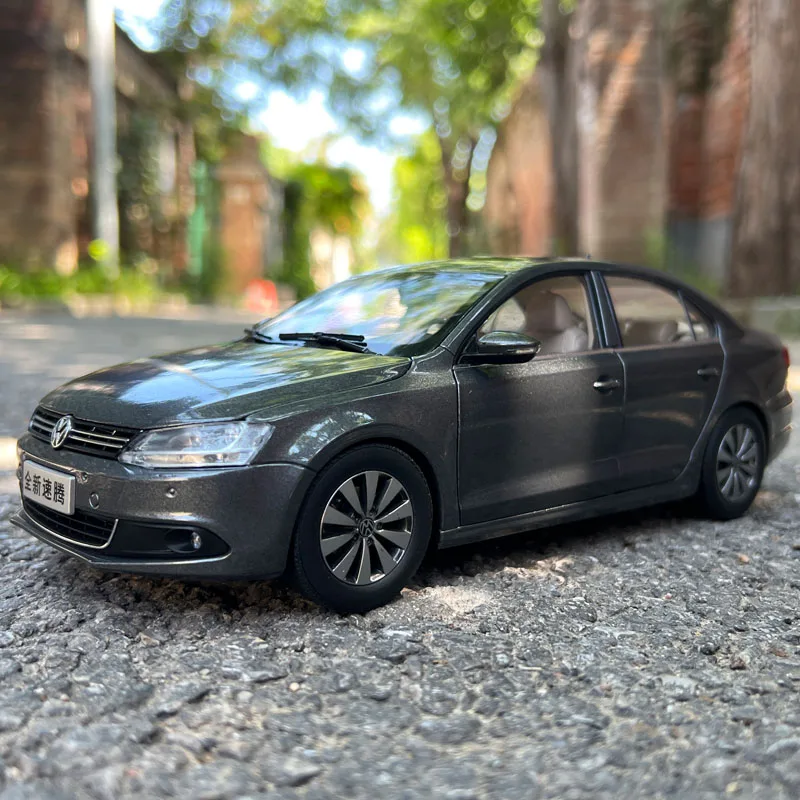 

1:18 Original Model,China FAW VW SAGITAR 2012,JETTA MK5 in Europe,Alloy Car Model for Display,Gift and Collections