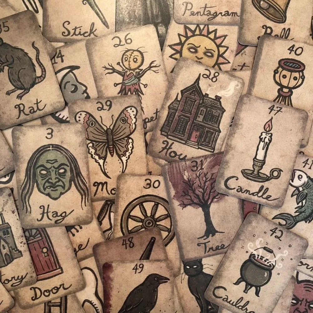 2.5*3.5 بوصة مجموعة التارو الكلاسيكية 6.3*8.9 سنتيمتر Mildred's Secret Pocket Oracle Deck 88 قطعة بطاقات أوراكل مثالية للمبتدئين