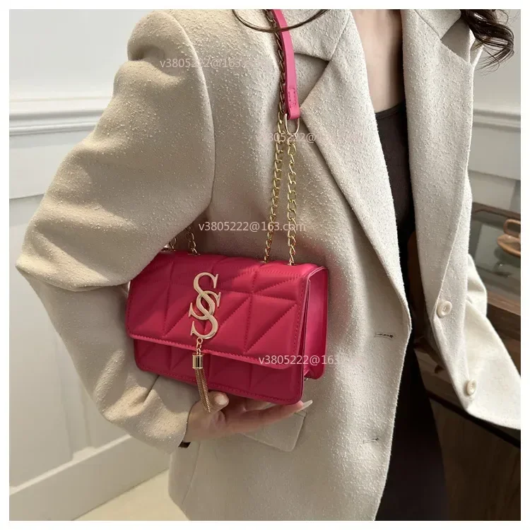 ربيع حار بيع الموسم المرأة سلسلة حزام حقيبة كروسبودي تنوعا قيمة جمالية عالية شكل مربع حقيبة كتف مفردة #1