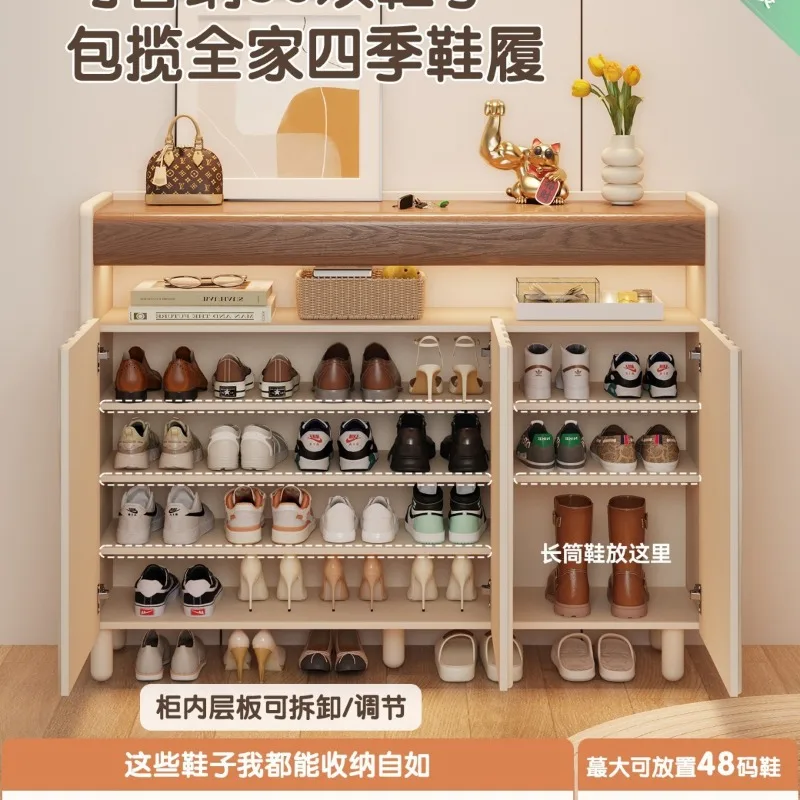 Large-capacity solid wood shoe cabinet, new high-end indoor entrance hall entrance cabinet for ventilation in the corridor
