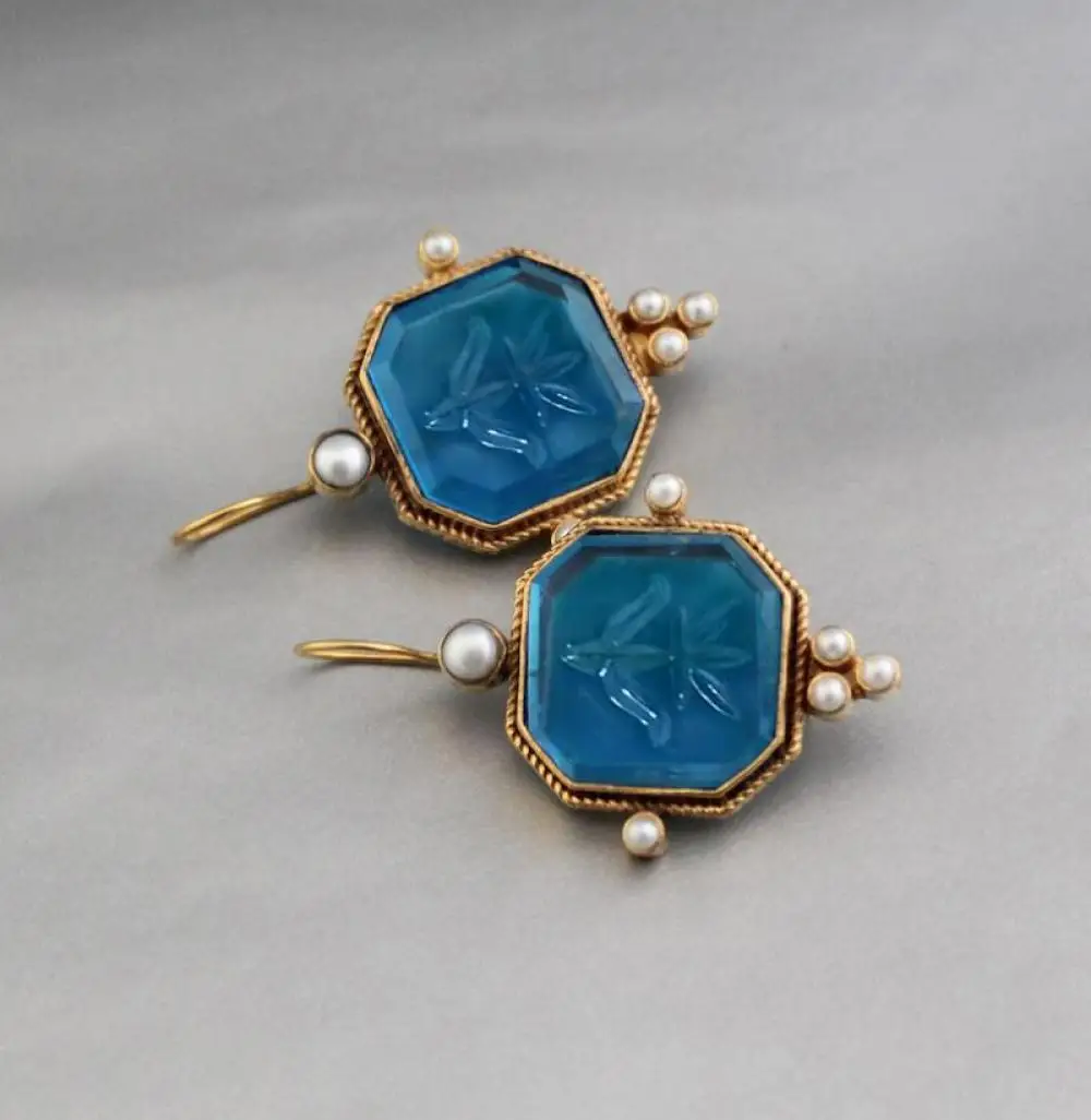 2Pc Vintage Geometric Blue Crystal Pearl Gold Color Earrings Women's Fashion Creative Holiday Party Gift Pendant