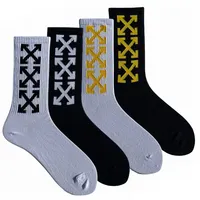 Unisex Mid-Calf Striped Sports Socks Cotton Street Style Hip Hop Skateboard College Wind Long Cotton Socks for Men And Women