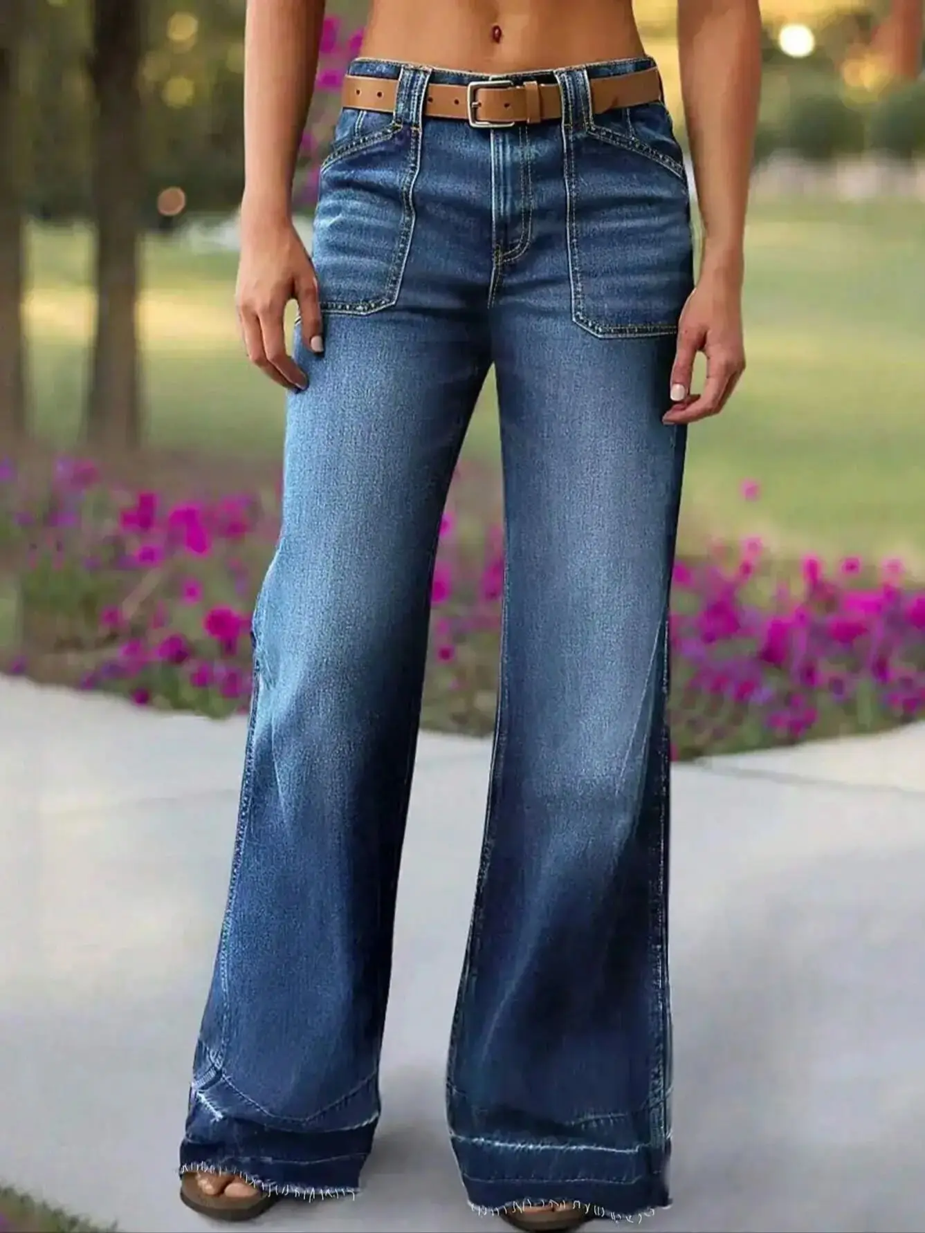 

Plus size women's casual loose straight-leg jeans