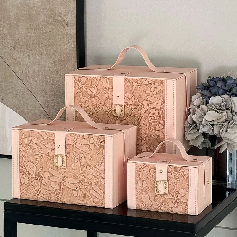 Luxury Jewelry Cosmetics Storage Box Valentine's Day Gift Decor Portable Boxes Leather Wedding Candy Packaging Handheld Boxes