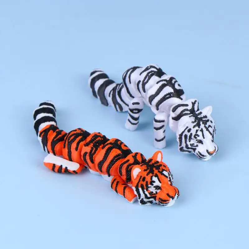 3D Printed Articulated Tiger Ornament Flexible Joints Eco-Friendly PLA Material Indoor Outdoor Desktop Decor Gift