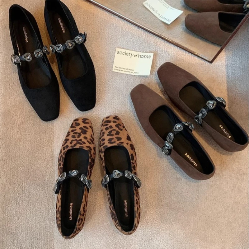 Women Leopard Natural Suede Leather Crystal Buckle Pointed Toe Slip-on Flats Elegant Women Slim Dress Shoes Comfortable New