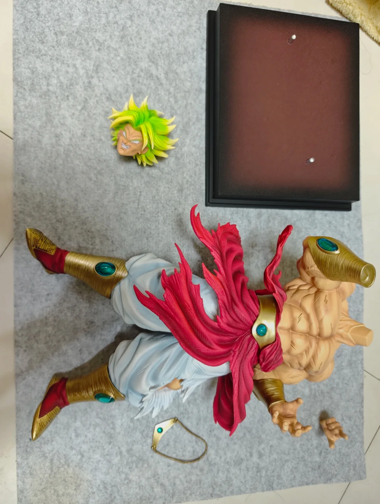Figurine de dessin animé JT Broli, 50cm, élément bidimensionnel, modèle de collection, ornement de bureau, jouet pour les Fans