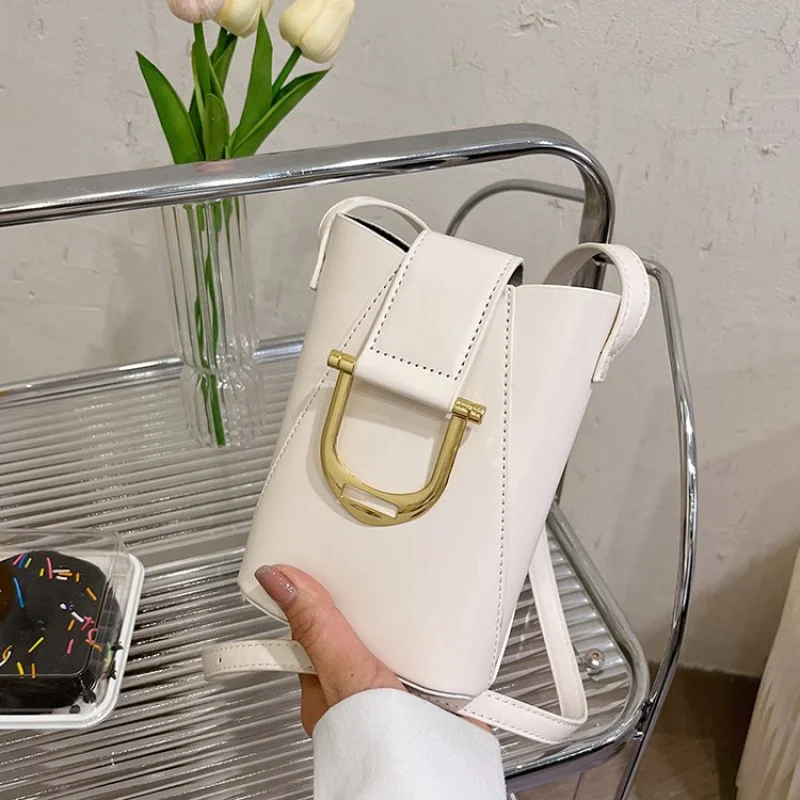 

Fashionable Casual Shopper Bag Women Elegant Crossbody Messenger Purse With Solid Color Leather And Paris Designer