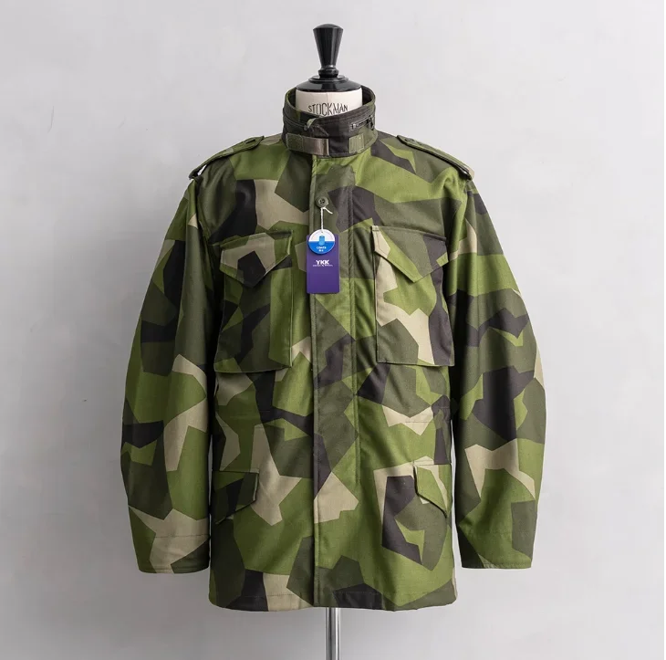 

Шведская военная версия M90 с геометрическим камуфляжем и тремя защитами, США M65, полевая куртка