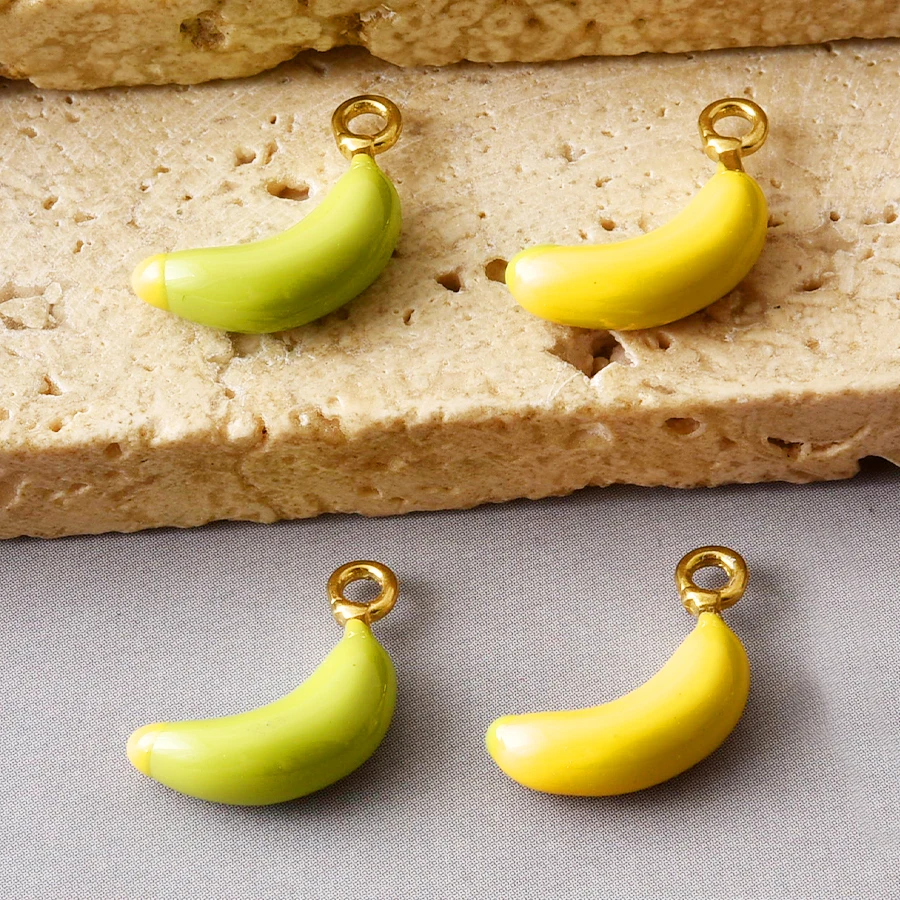 4Pcs Assorted Y2K Enamel Lucky Horn Italian Chilli Fruit Pendant Jewelry Making Cute Animal Halloween Witch Hat pendentif Bulk
