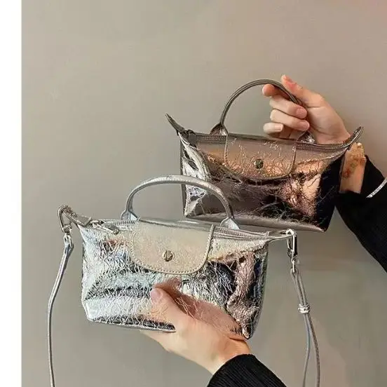

Silver Handbag Trendy Summer New Sle Soft Dumpling oulder Bag Personalized Faion Crossbody Bag for Young Women