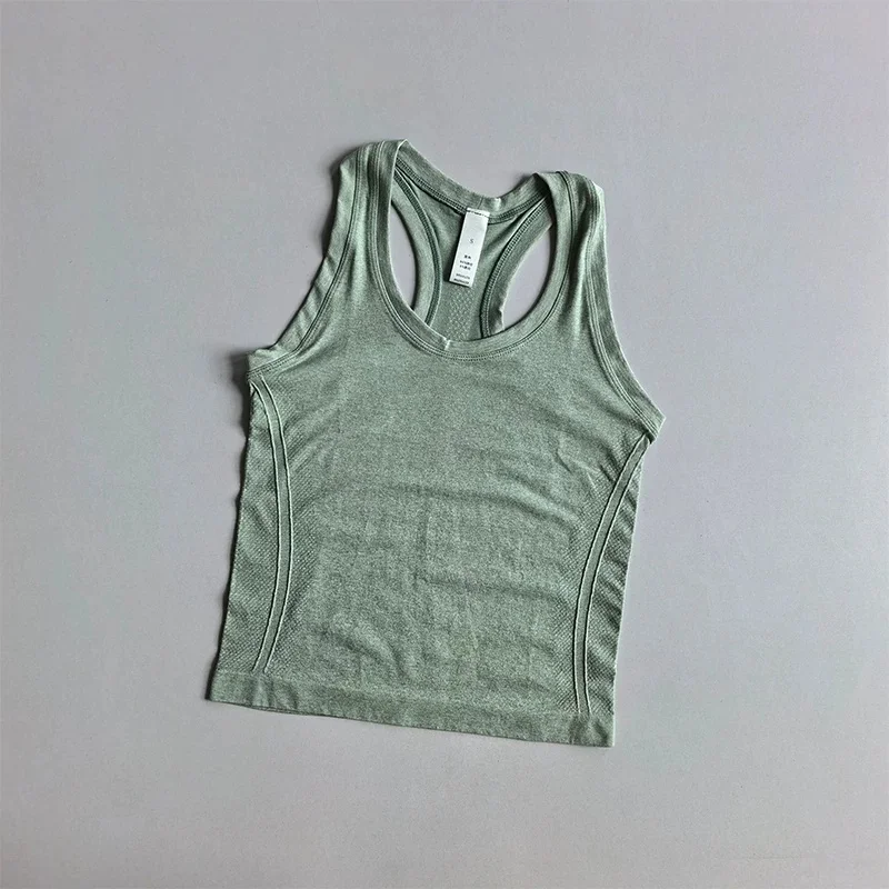 Sportliche Damen-Yoga-Top mit Racerback, schnelltrocknend, einlagig, schmal geschnitten, elastisch, Fitness-Oberteil, ohne integrierten BH, ideal für Pilates-Training. – Detail 13