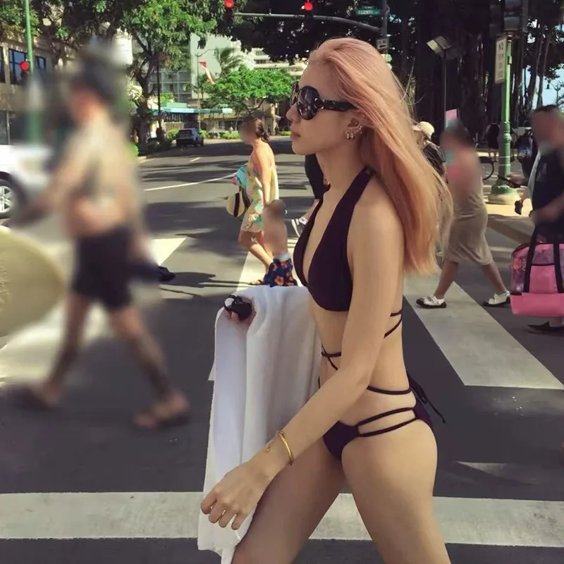 新しい女性用ハイエンド無地ツーピースビキニ、セクシーな背中見せホルターネックタイストラップ、ローライズ水着、ビーチバケーションに最適