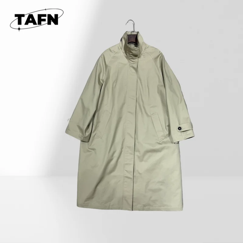 Soft Fabric Longline Coat for Cold Days Light Overcoat for Women's Spring Collection Feminine Windbreaker Coat with Clean AI1417