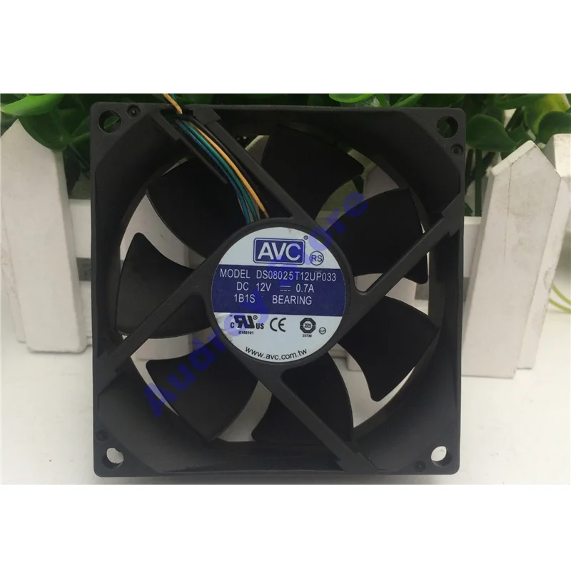 

AVC 8025 0.7A 4-проводной PWM двойной шарикоподшипник 8 см вентилятор DS08025T12UP033 4500 об/мин воздуходувка