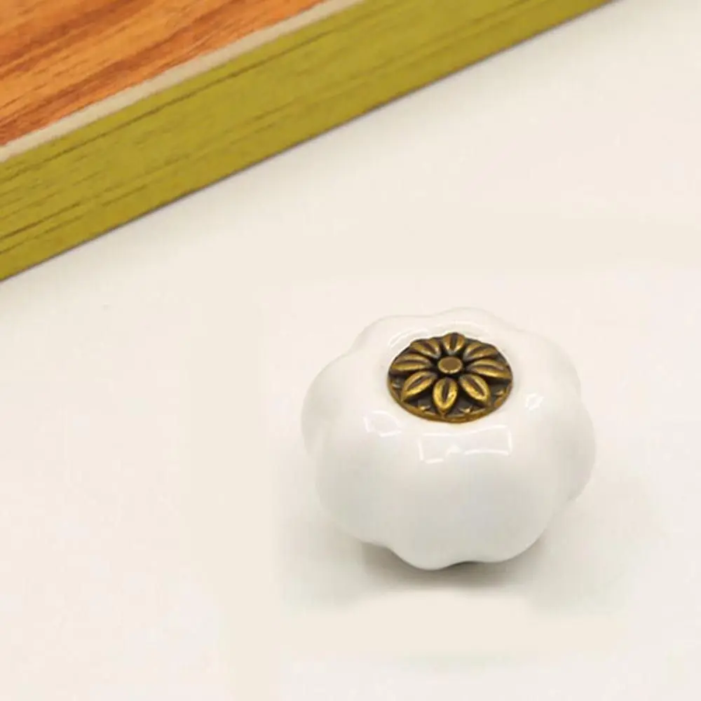 Simple Single Hole Ceramic Cabinet Knob European Style Round Door Pull Handles Vintage Drawer Knobs Children's Room