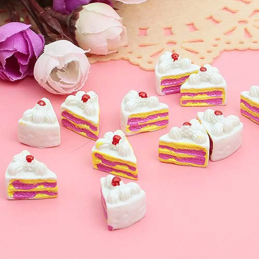 New Simulation Food Strawberry Cake Mobile Beauty DIY Resin Jewelry Accessories Children's Headwear Brooch Accessories