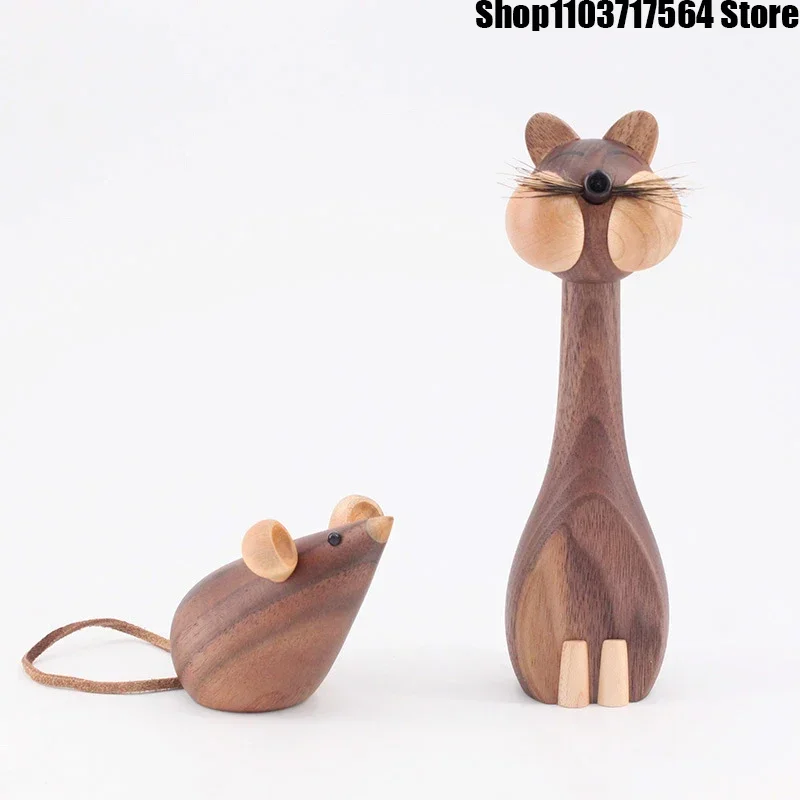 

Nordic home solid wood high quality mouse and cat INS toy study decoration Rat Year gift