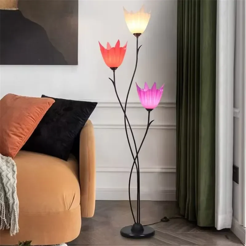 Modern three-headed flower floor lamp creative color vertical lamp living room bedroom home decoration