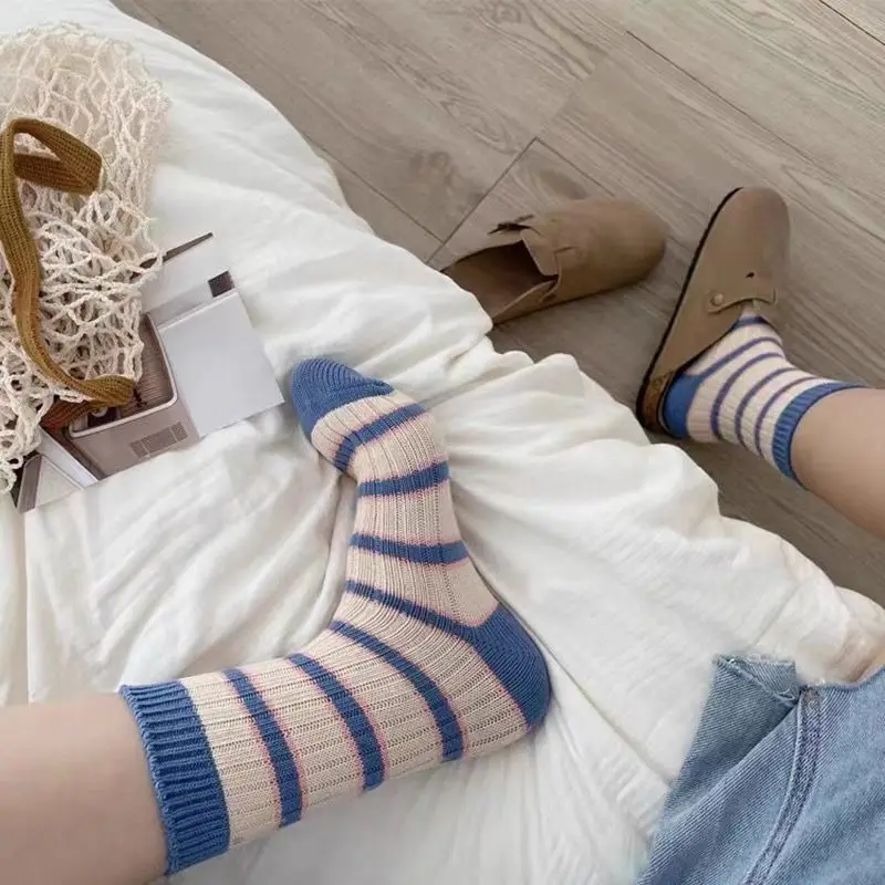 Candy Color Striped Pattern Socks for Women Cotton Blends Spring Autumn Standard Thickness Socks