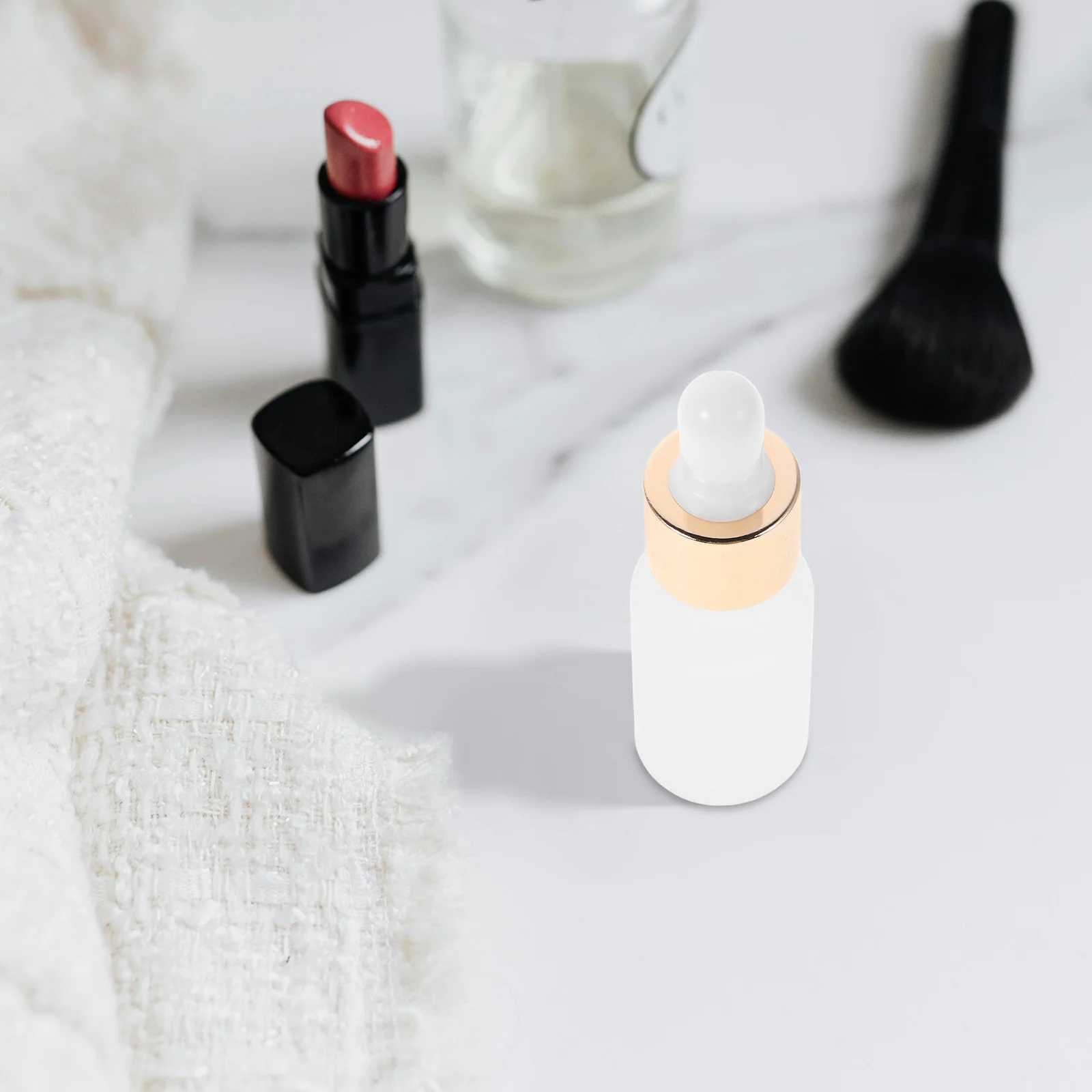 

Makeup Mixing Liquid Clear Thinner for Enhanced Durability Natural Finish Lightweight Transparent Formula for All Skin