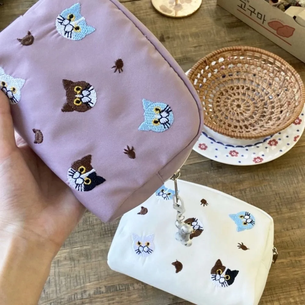 

Cute Cat Embroidery Cosmetic Bag Cartoon Embroidered Lipstick Organizer Cases Storage Bag Zipper Pouch Nylon Makeup Bag Women