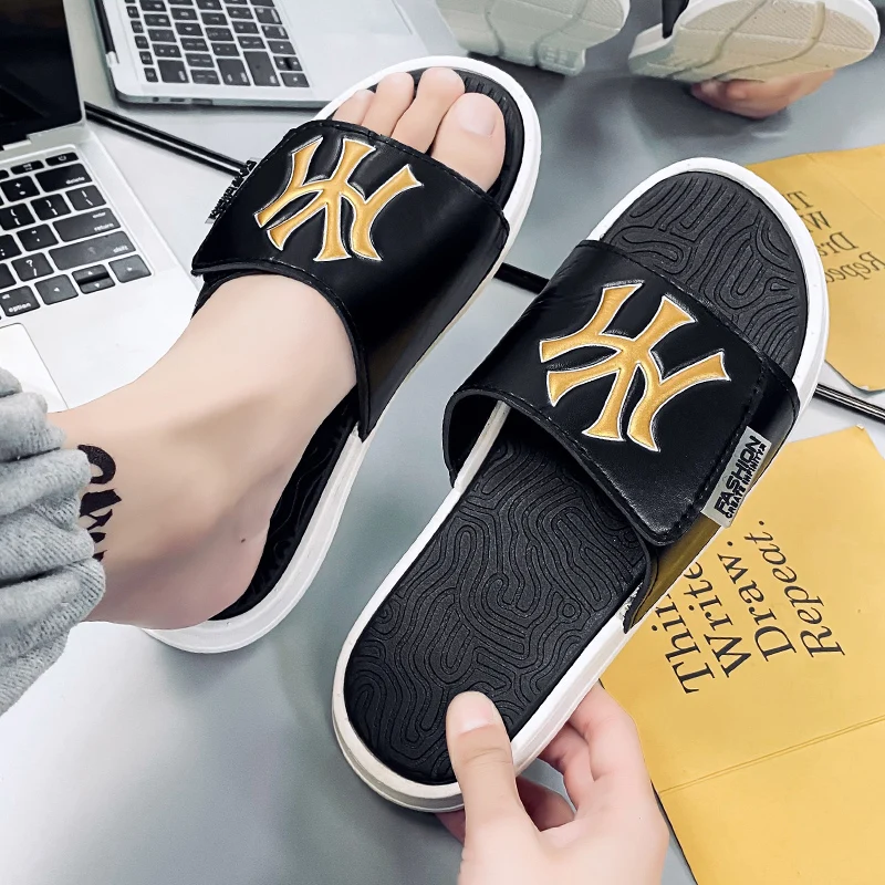 Women\'s Slippers Men Non-slip Slippers Summer Comfortable Beach Sandals Couple Thick Bottom Shoes Pillow Slippers 2023