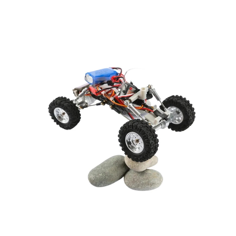 Z2 4WD Climbing Car 1/24 Full Metal RC Crawler Car Model Kit Remote Control Climbing Car Strong Power