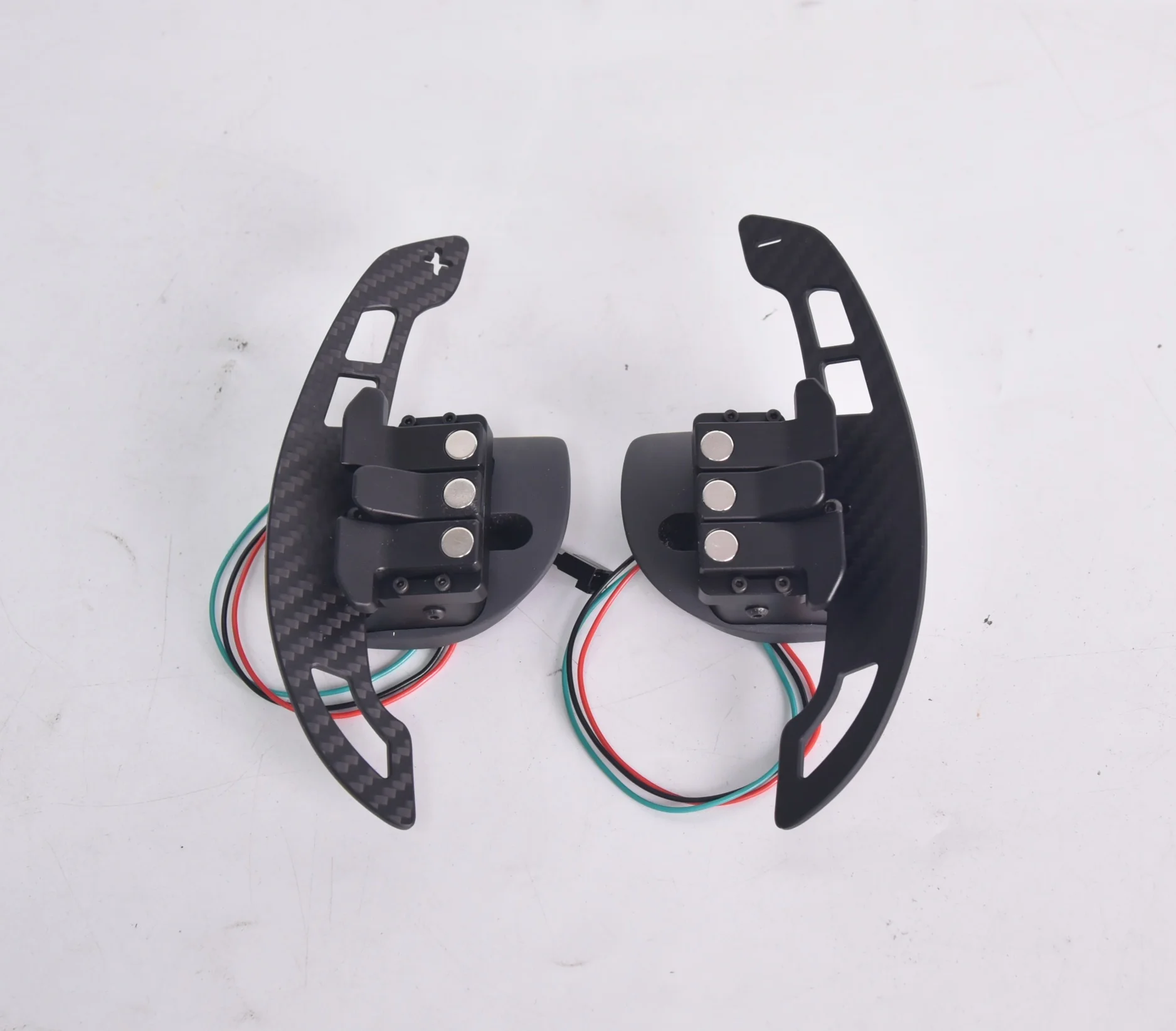 

Новые модернизированные магнитные лопасти переключения передач из углеродного волокна, улучшают впечатления от вождения, подходят для Dodge Charger Challenge SRT