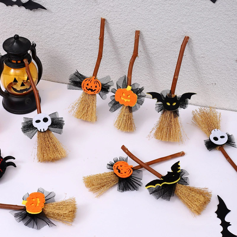 5PCS Halloween 15cm Mini Witch Broom Halloween Decorative Accessory Party Ornament Ghost Festival Supplies Pumpkin Bat Skeleton