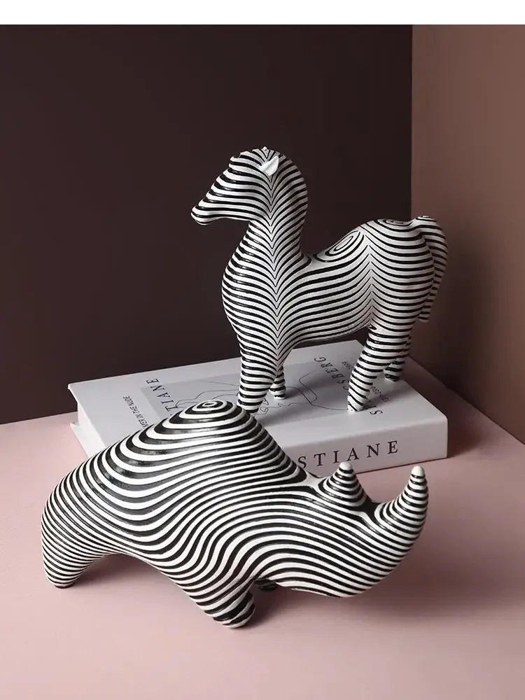 Resin Simulation Animal Statue Abstract Black and White Line Zebra Modern Home Decoration Accessories Handicraft Furnishings