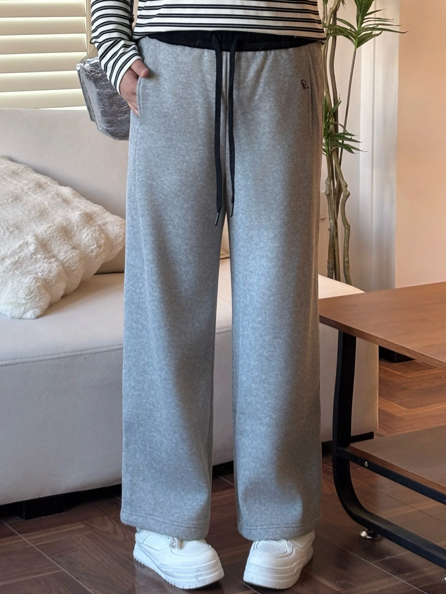 

Новые зимние женские брюки больших размеров с широкими штанинами, эластичным поясом на шнурке, на флисовой подкладке, прямые, для повседневной носки, модные