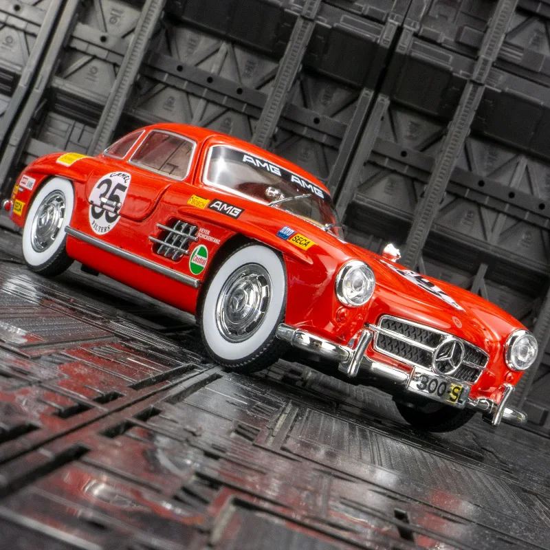 1:24 Mercedes-Benz 300SL Alloy Model Car Toy Diecasts Metal Casting Sound and Light Car Toys For Children Vehicle