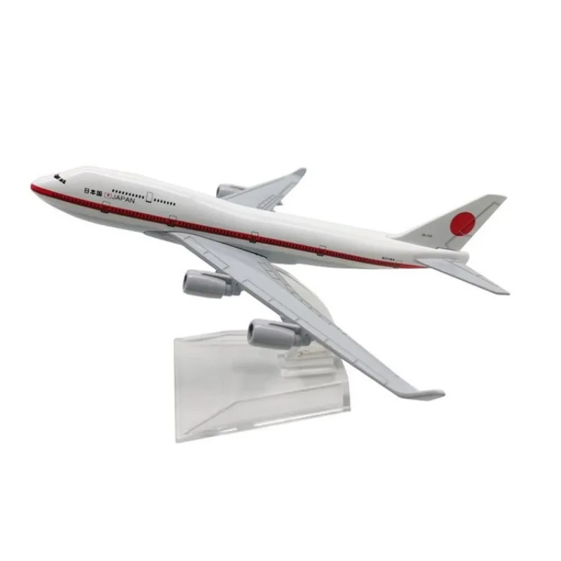 B747 Delta Air Lines 16cm 1/400 Scale Aircraft Die-Cast Alloy