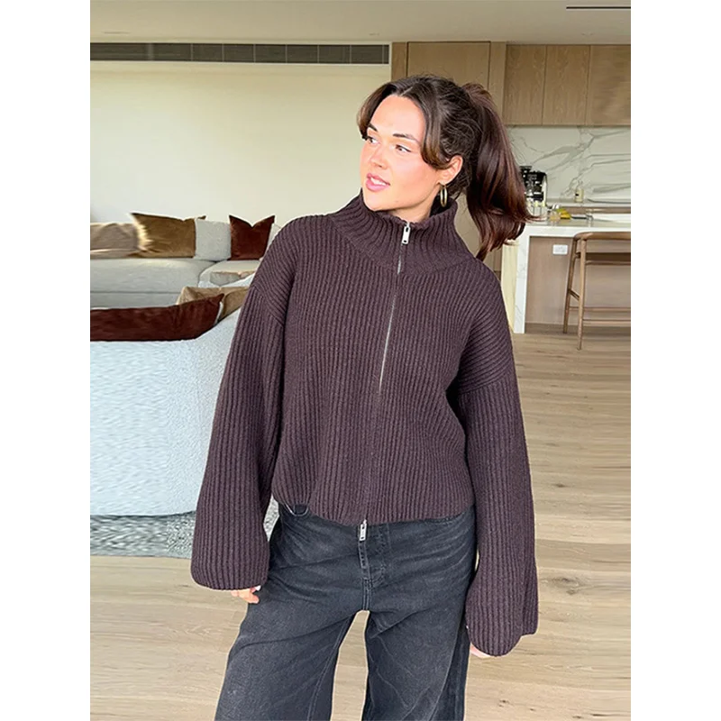 QICHE New 2026 Women Fall‑Winter Lazy‑Style Soft Cozy Contrast‑Striped Zip‑Up Knit Cardigan Sweater Top