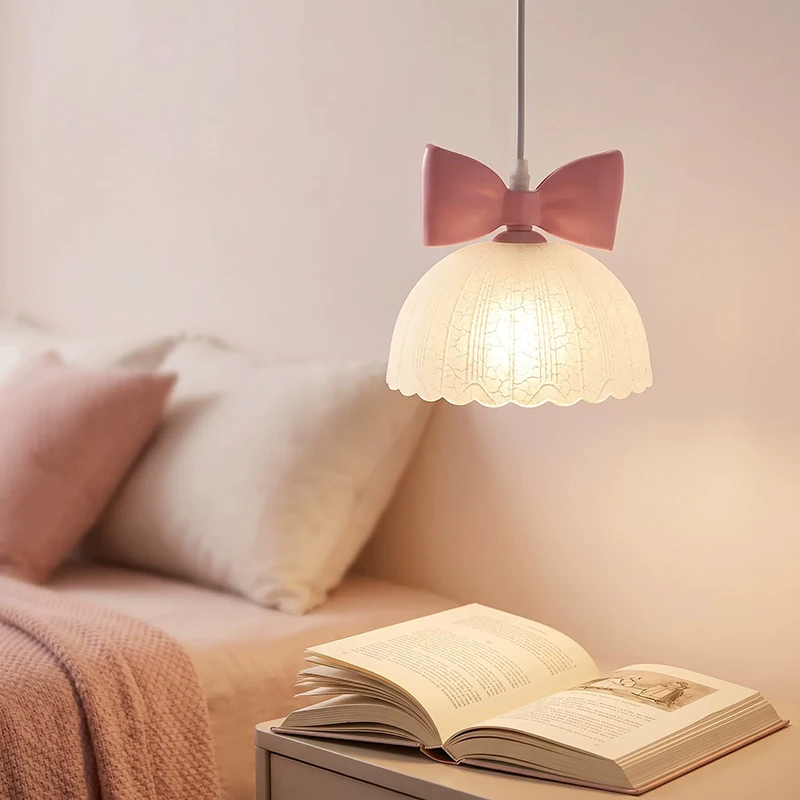 pink-bow-children's-room-chandeliers-cute-girl-bedroom-bedside-lamps-led-romantic-warm-baby-room-princess-room-chandelier