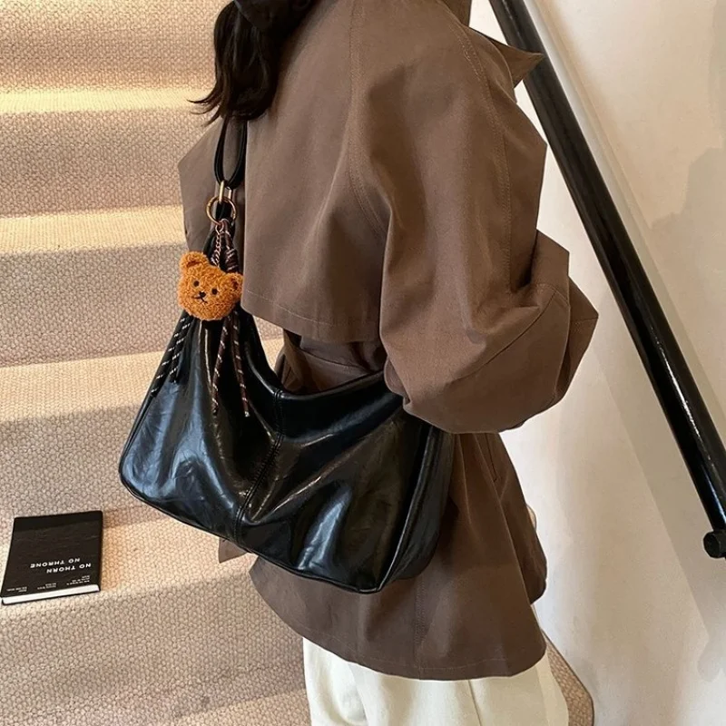 جميل الدب سحر سلاسل المفاتيح لطيف Y2K أفخم حلية قلادة سيارة كيرينغ ظهره الديكور حقيبة سحر مجوهرات فتاة هدية #3