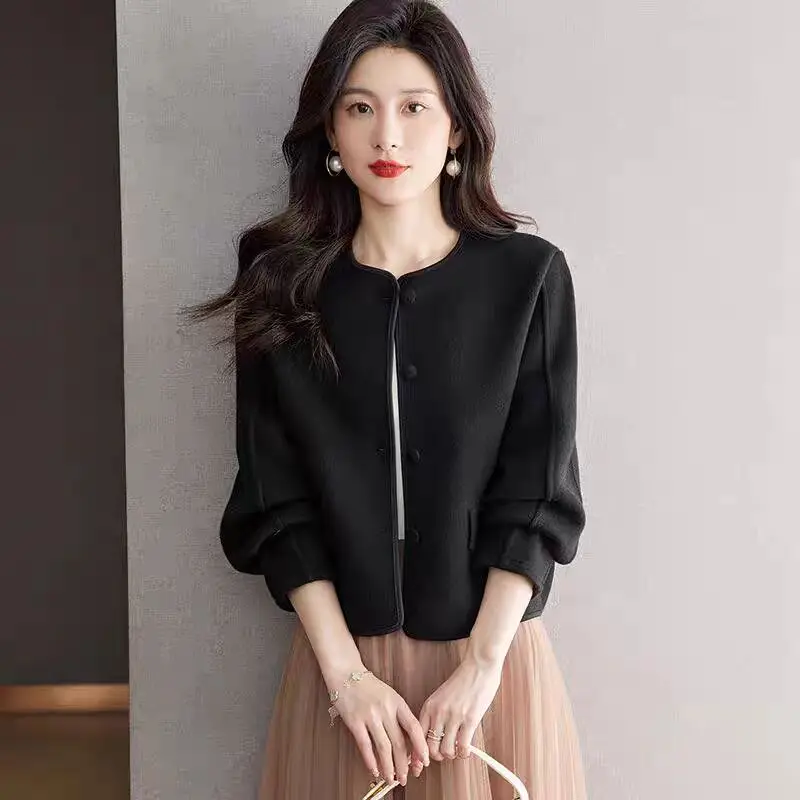 Autumn Winter Vintage Commute Short Style Knitted Cardigan Women Clothing Temperament Elegant Solid Loose Sweaters Coat